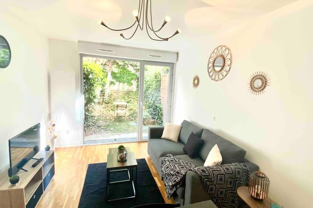 Appartement Moderne, Metro 7, Parking Et Jardin Villejuif Esterno foto
